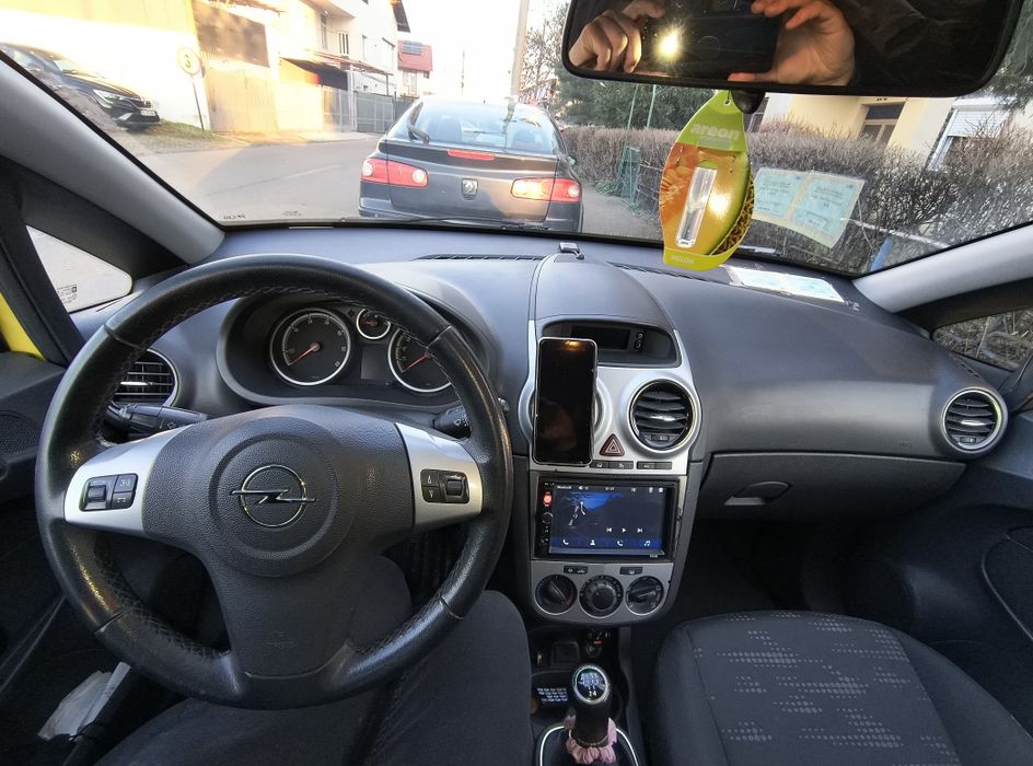 Vând Opel Corsa D cutie de viteze defectă