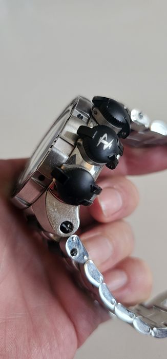 Часовник Invicta 21606 Швейьарски механизъм