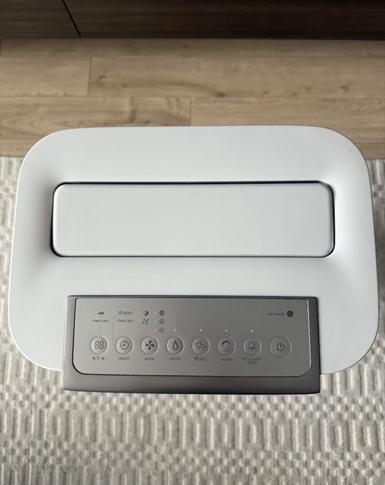 Purificator aer Sharp