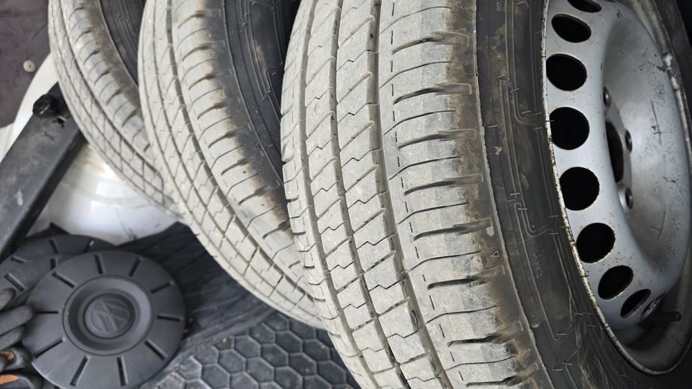 205/65 R16 Petlas със стоманени джанти
