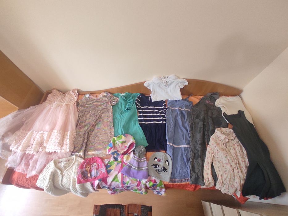 Lot fete 6-7 ani (marime 122)