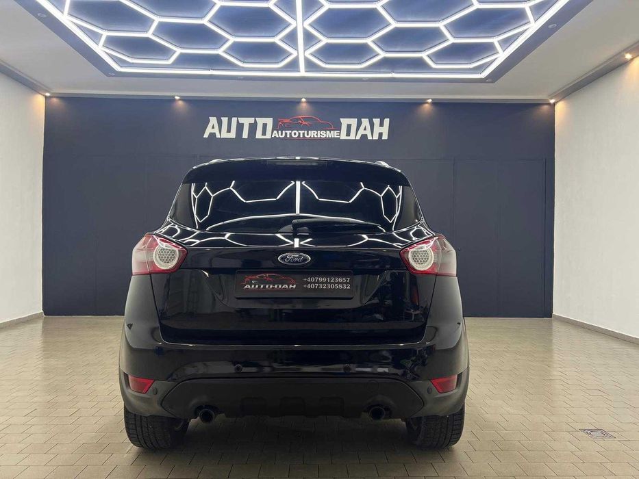 Ford Kuga , 2.0 Diesel [4x4,panoramic, piele)