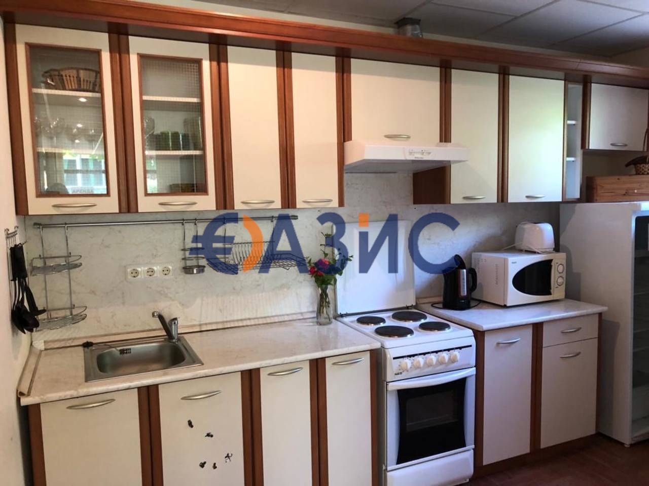 Продава се Двустаен апартамент в к.к. Елените - 73 кв.м за 864 €/кв.м - Снимка #13