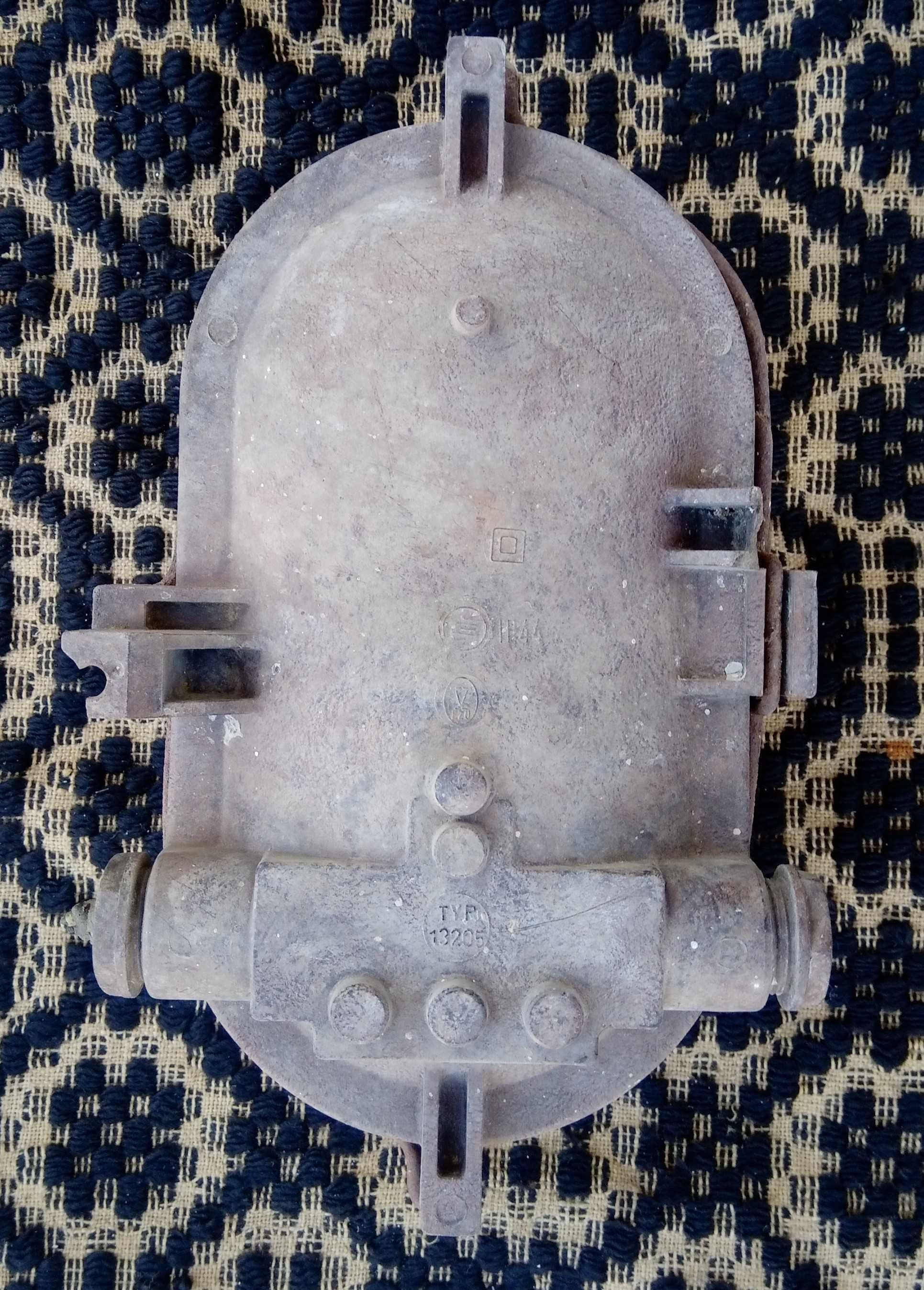 стара влагозащитена лампа-13205-за части-общ. Приморско