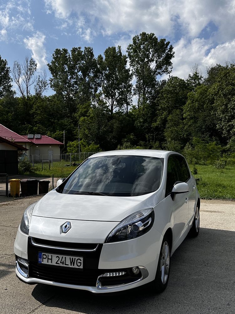 Vand Reanault Scenic 2012 -1.5 dci -automat