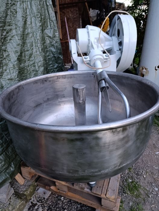 Mand malaxor aluat profesional 20/100 kg faina stare foarte buna