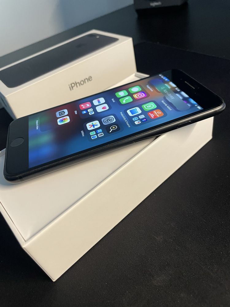  iPhone 7 Plus • Space Gray • 256GB