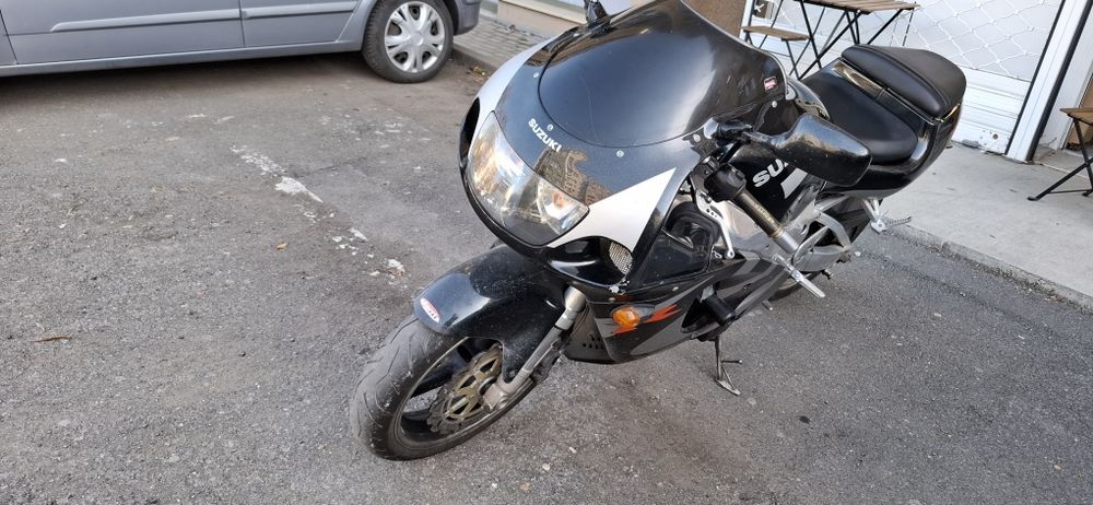 Suzuki GSX-R 750