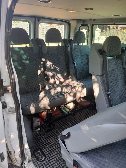 Avand Ford transit, 9 locuri!!!