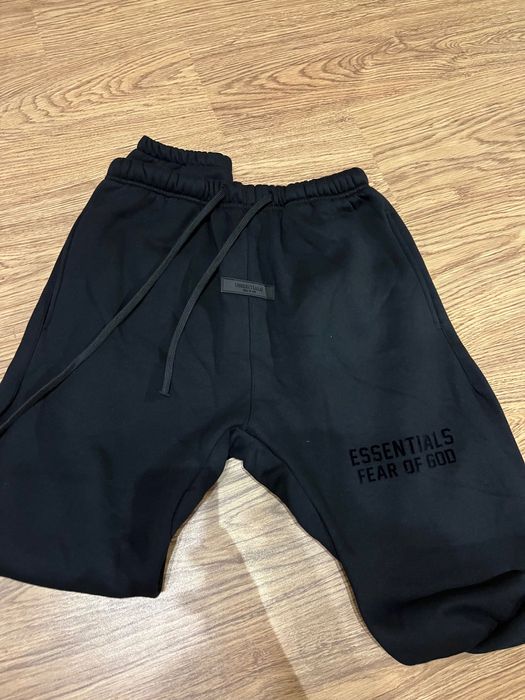 Дълъг панталон Fear of god Essentials