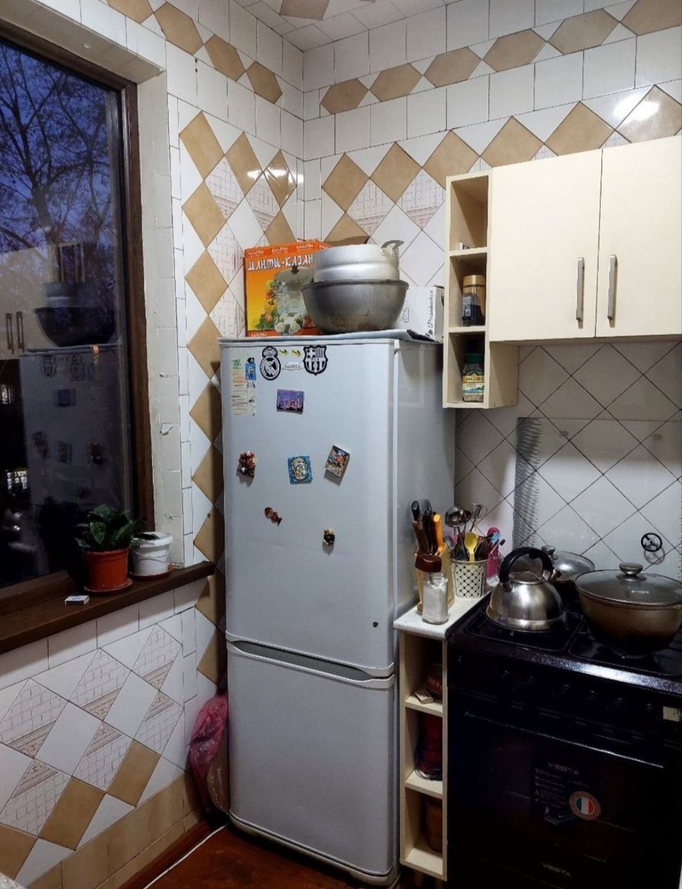 #ЧИЛОНЗОР 12 Квартал, 3\3\4, Квартира Сотилади, Ор:Фарход Бозори