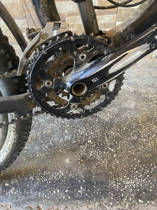 Bicicleta Giant cu suspensie fajta si spate