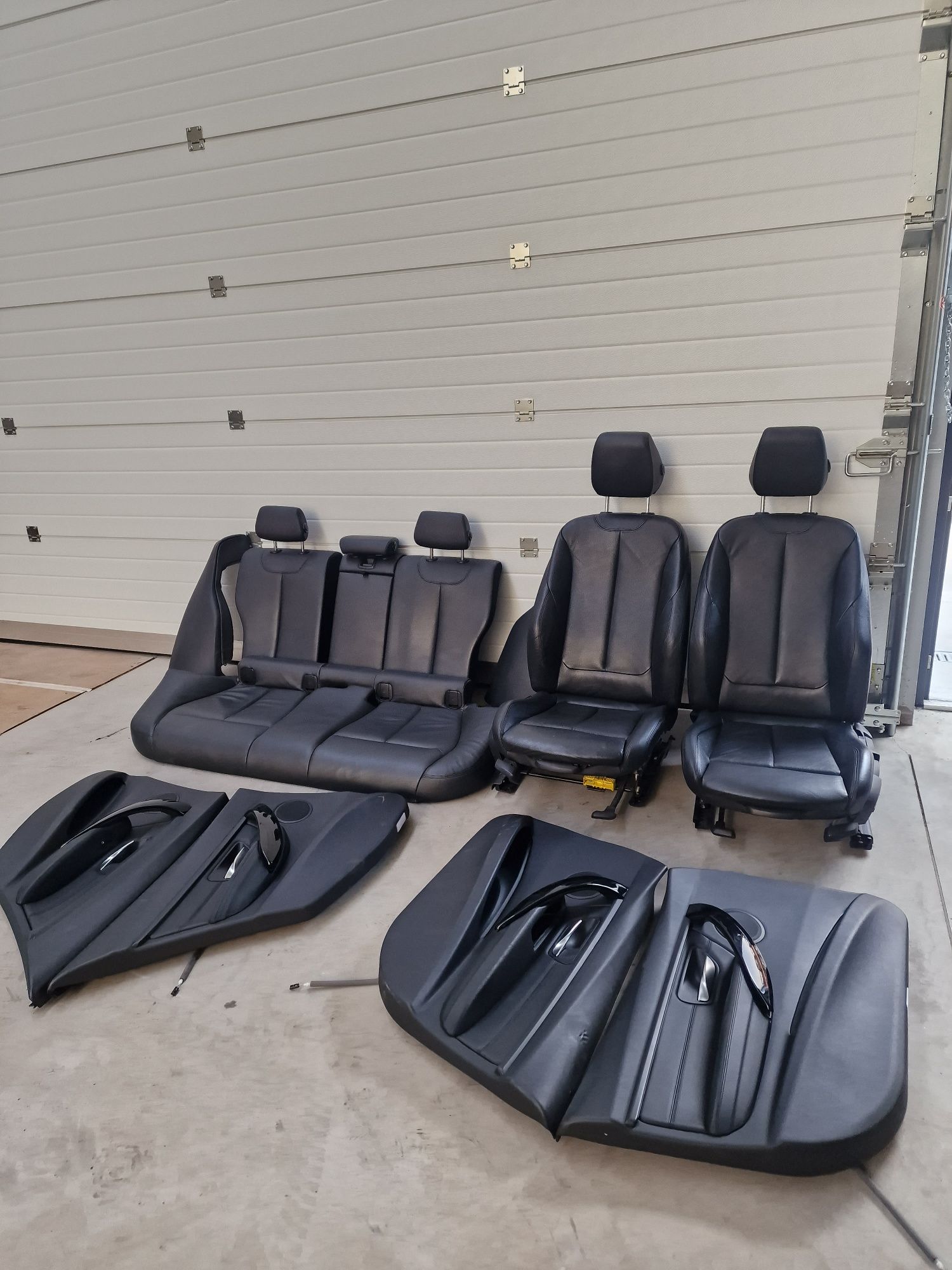 Interior scaune piele neagra recaro sport cu incalzire bmw f30 seria 3