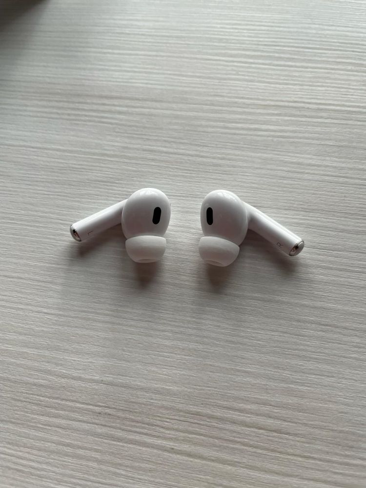 Apple AirPods Pro 2