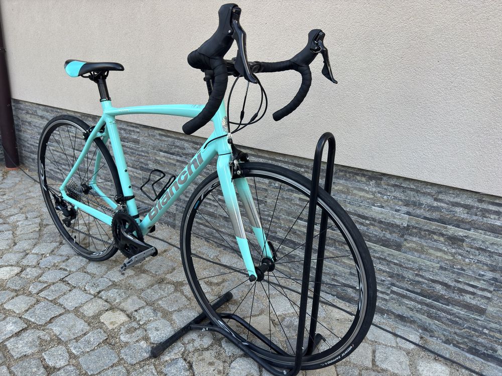 Шосеен велосипед Bianchi via nirone 7 размер: 28/55см