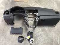 Plansa bord pentru Toyota Avensis, an 2009-2013 ,airbag volan , airbag pasager ,centuri