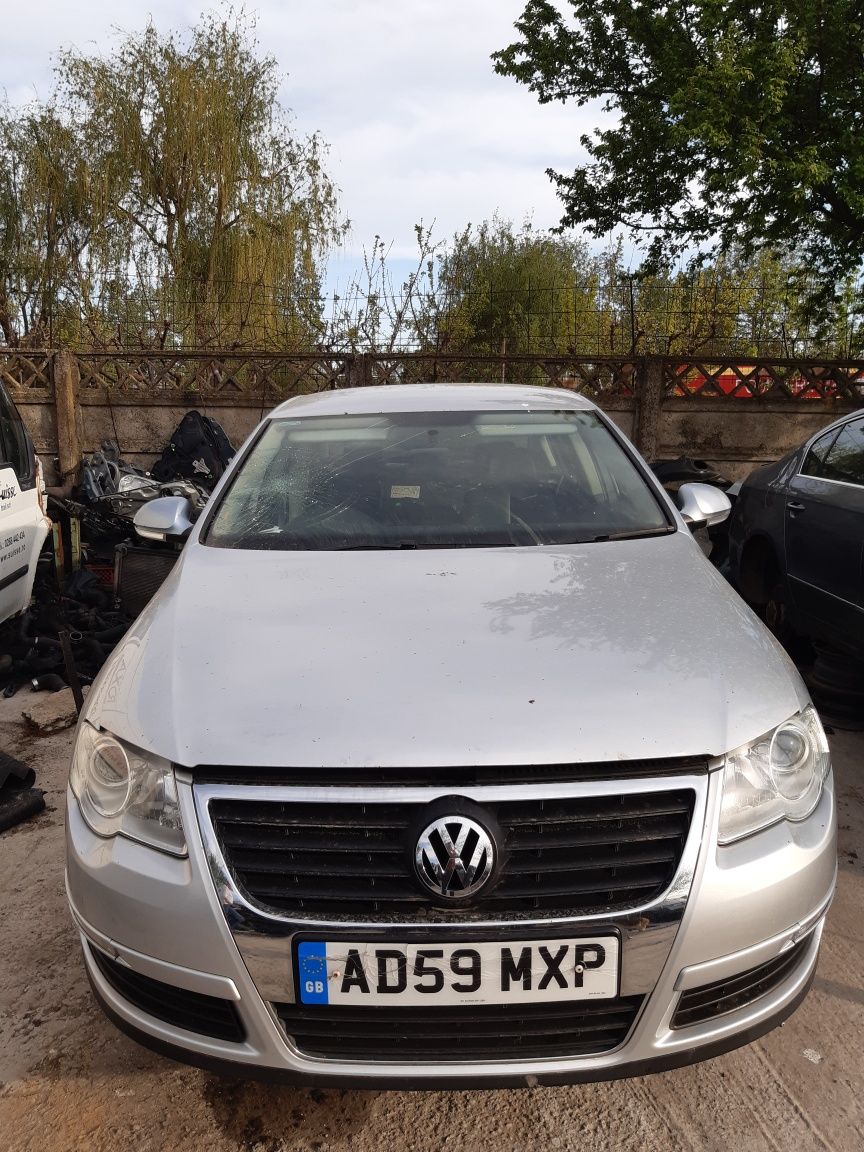 Dezmembrez Volkswagen Passat B6