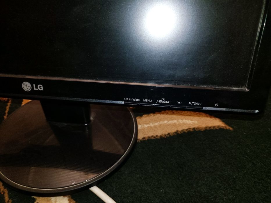LG фирмасына тийсли манитор