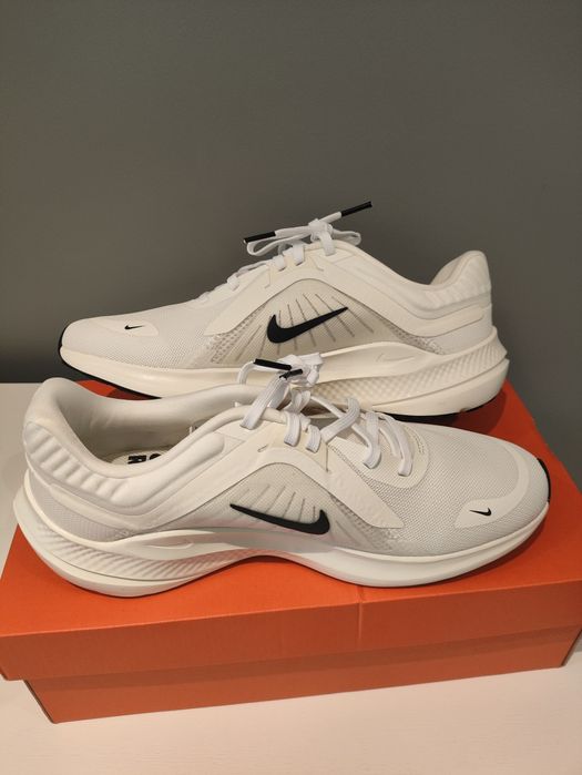 Дамски обувки Nike Quest 5