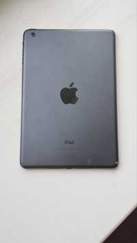 Продам iPad Mini 2