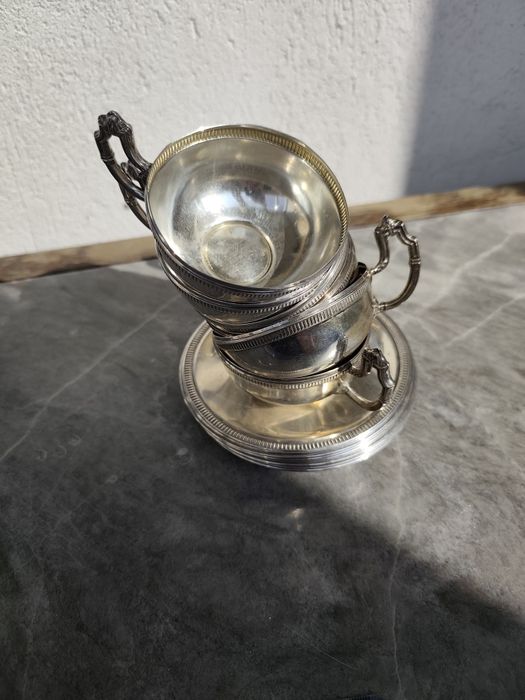 Сребърен сервиз за кафе