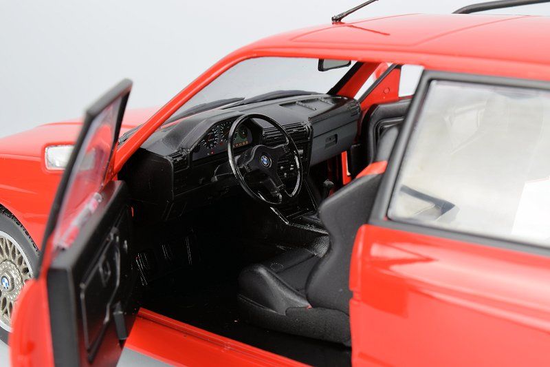 SOLIDO BMW M3 E30 an 1990 red macheta din metal scara 1:18