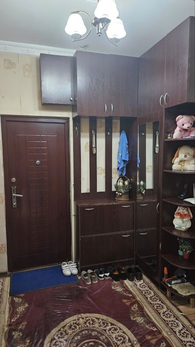 Срочно квартира сотилади.  Учтепа тум. 12 мавзе 45 квартира