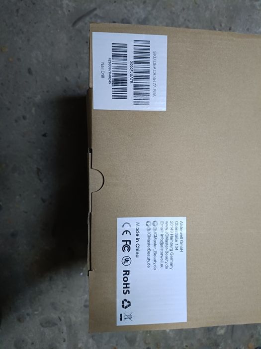 Vind freza  profesionala  pentru unghii cu gel,noua.