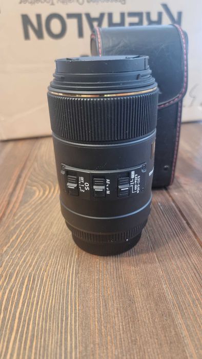 SIGMA 105mm 1:2.8 DG MACRO