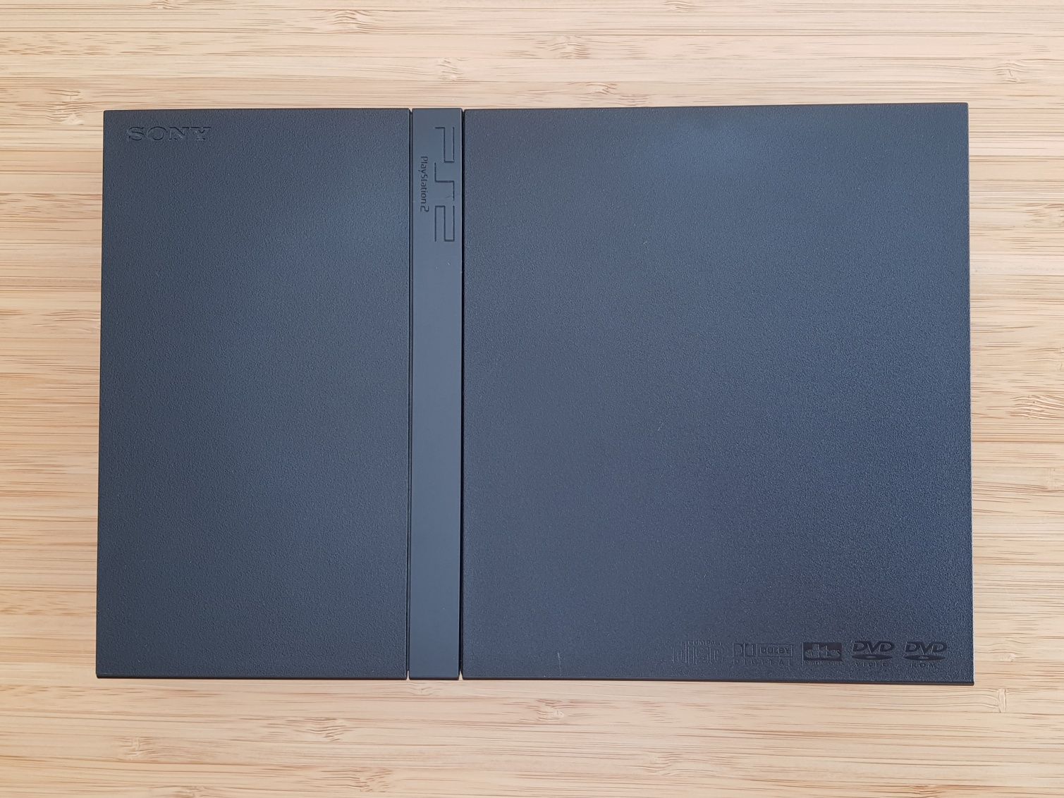 PlayStation 2 Slim SCPH-77003 с 3 оригинални игри + HDMI конвертор