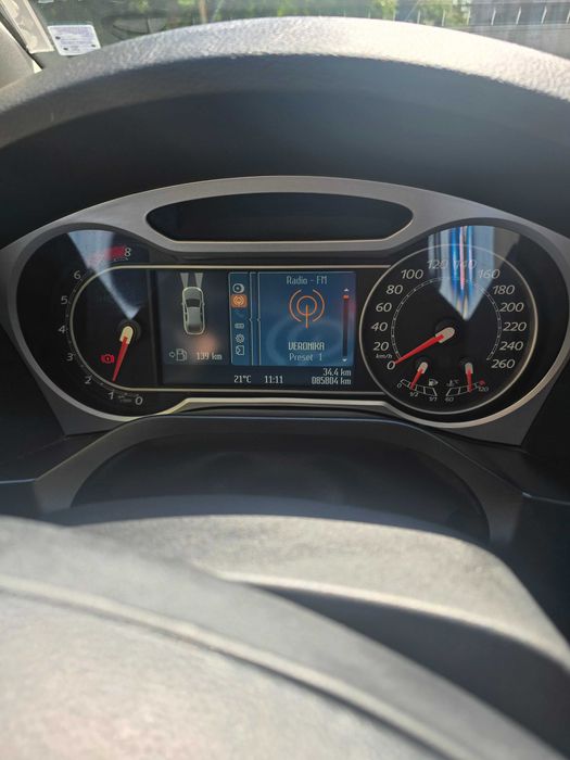 Продавам Ford S-max
