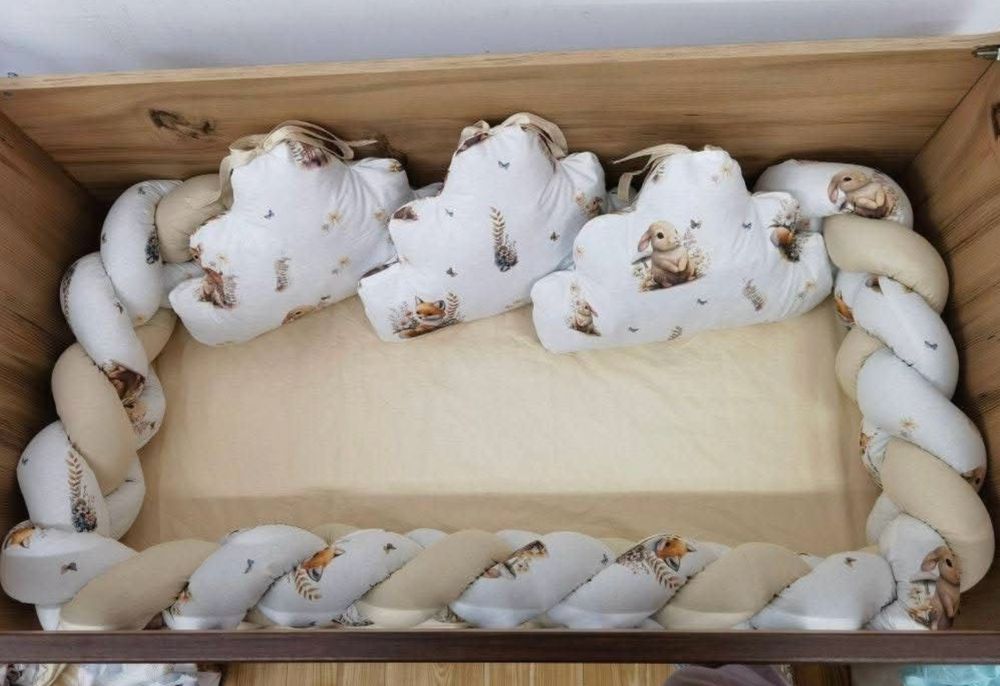 Нов модел обиколник и три облака