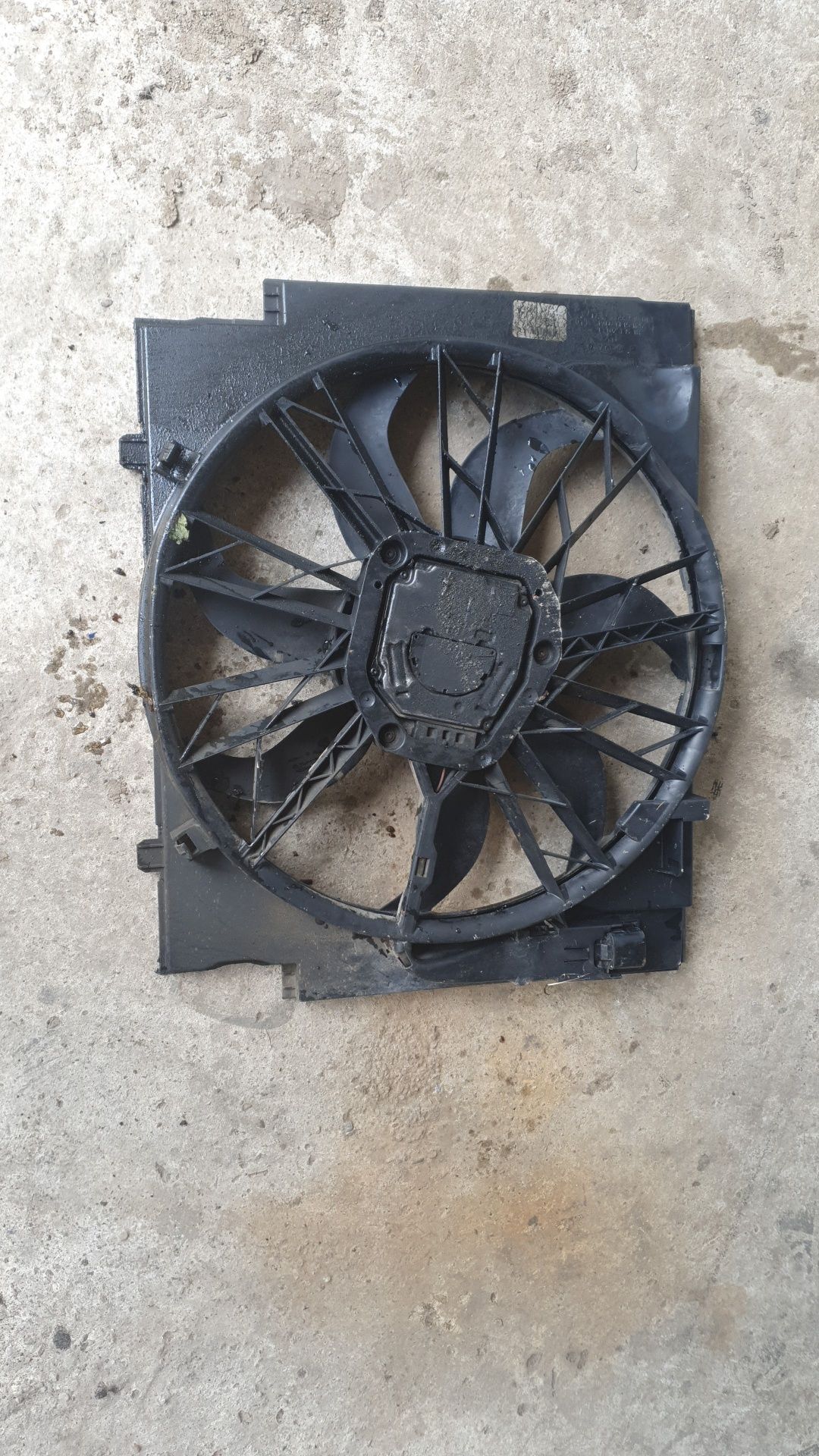 Electroventilator bmw e60 535 .