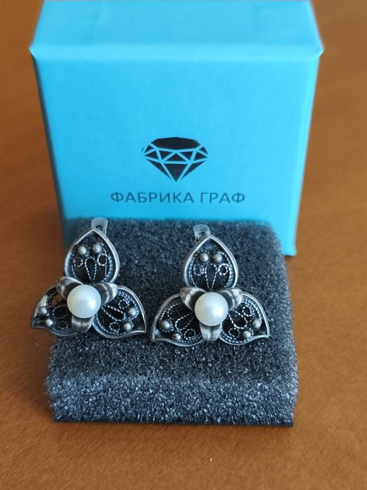 Продам серьги с натуральным жемчугом производство Кубачинское серебро