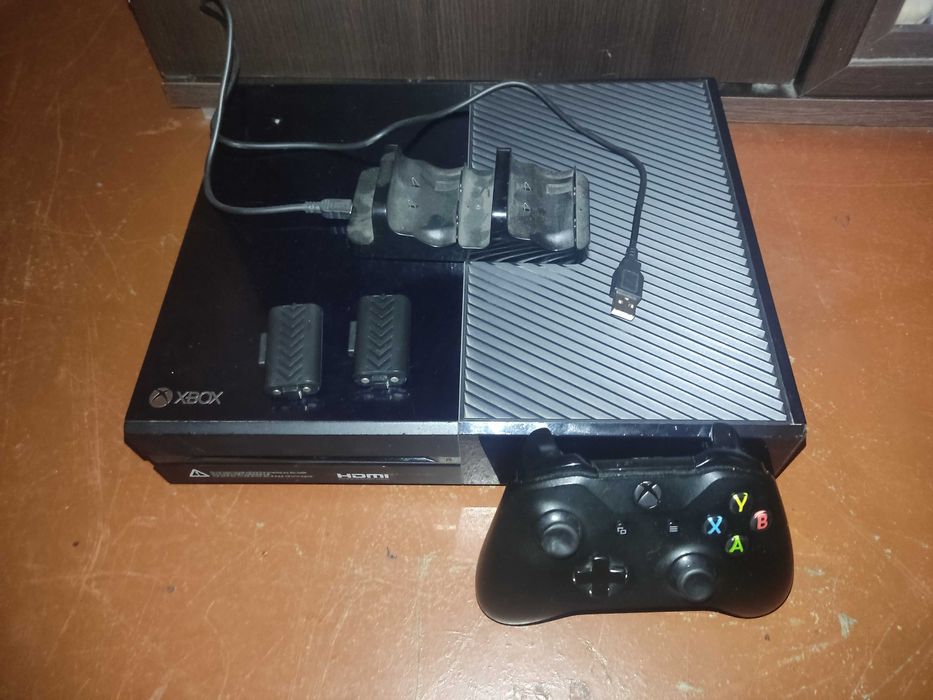Приставка Xbox One