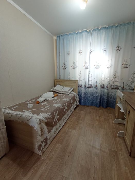 Кровать, в детскую комплект