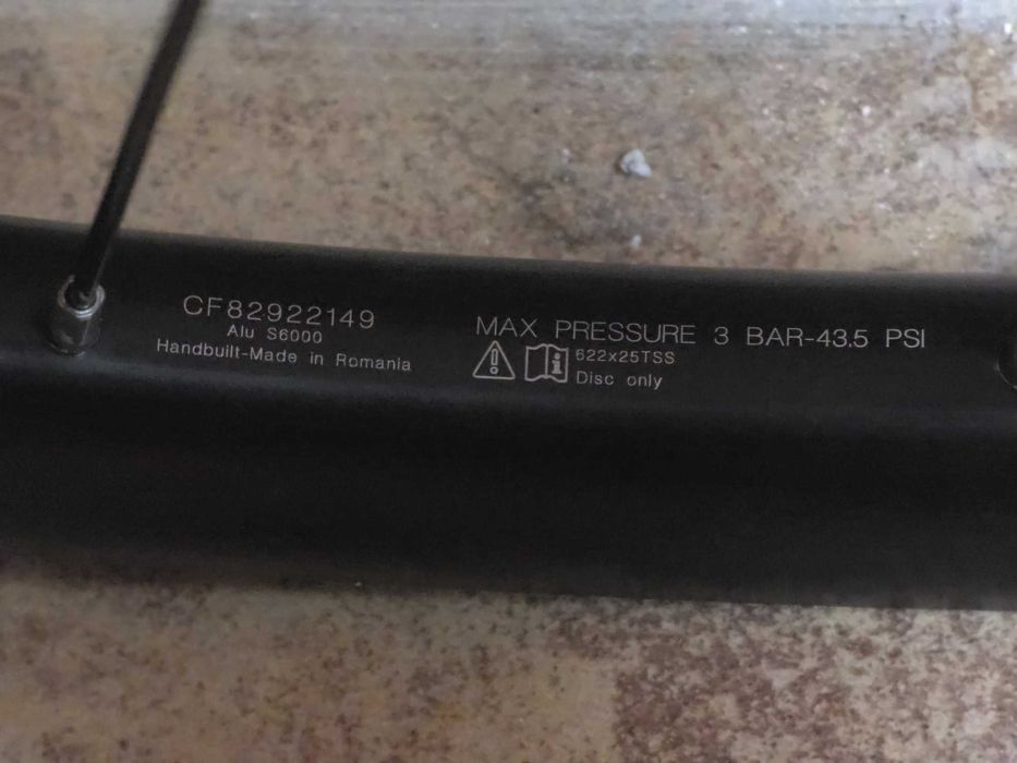 Mavic Crossmax 29", KMC, SRAM