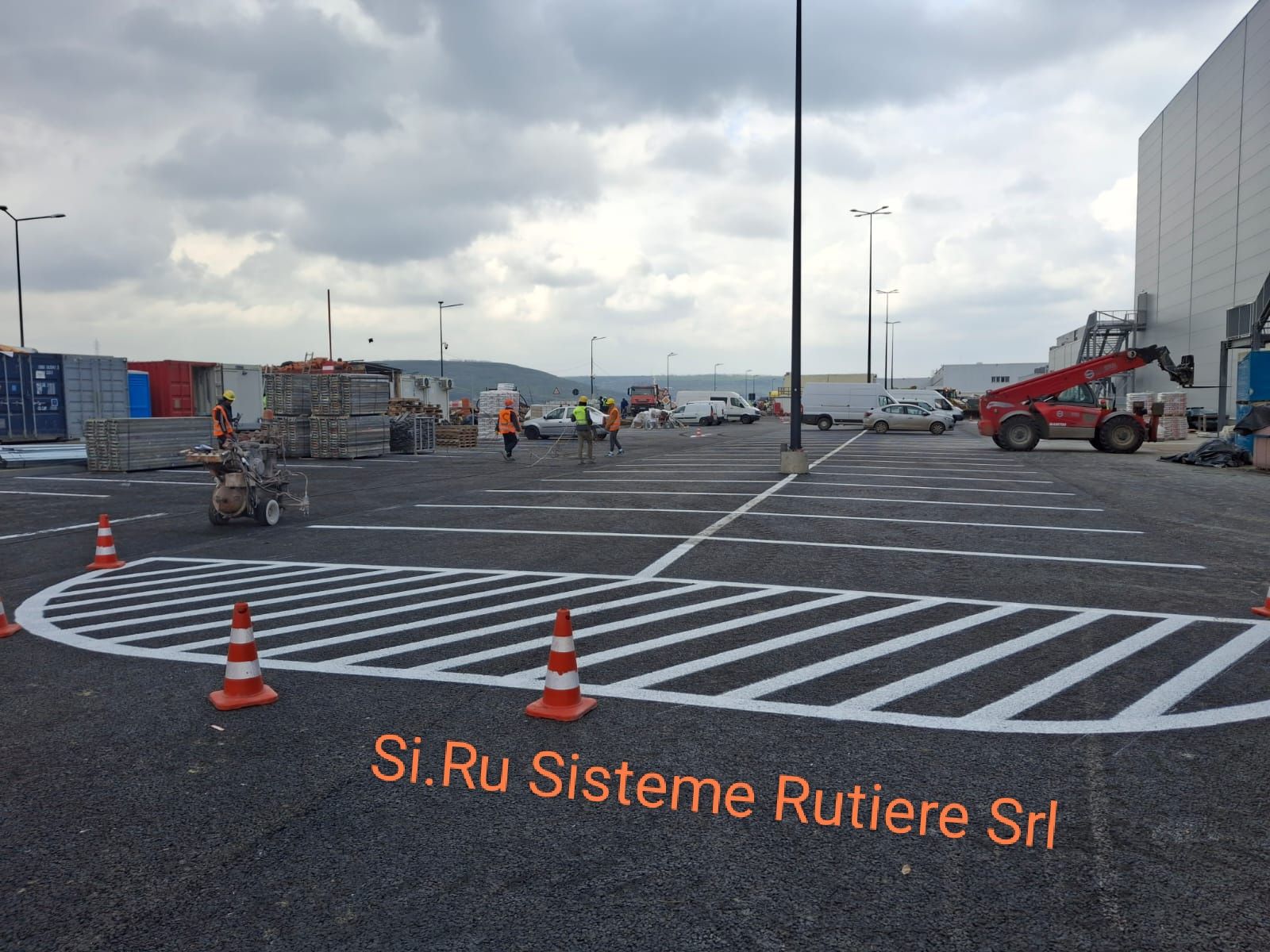 Marcaje rutiere / indicatoare