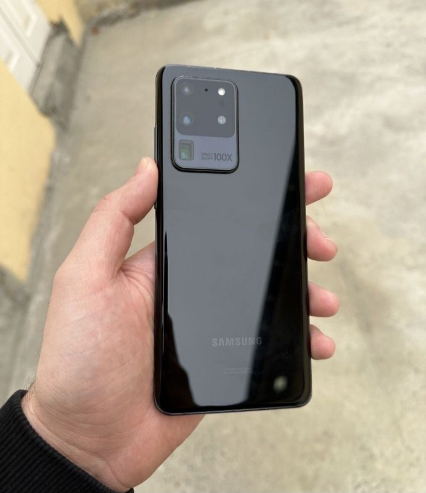 Samsung s20 ultra 12/256gb srochna sotiladi