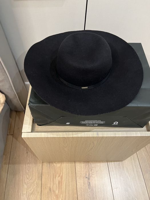 Женская одежда на зиму-осень-весну-