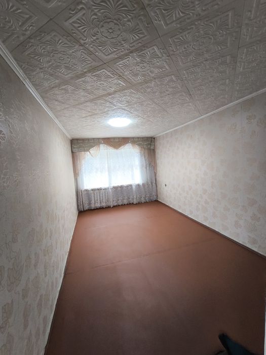 Продам двух комнатную квартиру