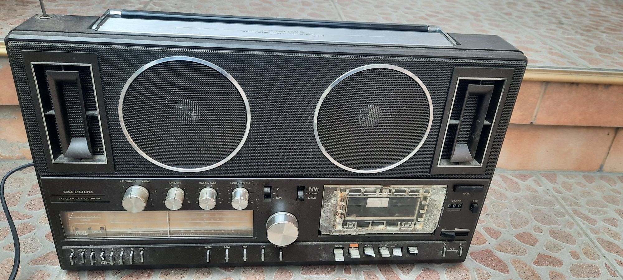 Касетофон Grundig rr2000