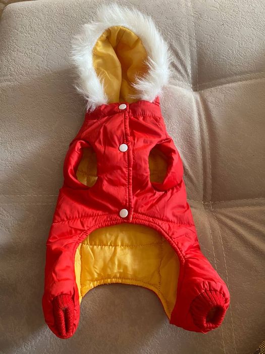 Продам комбинезон для маленьких собак