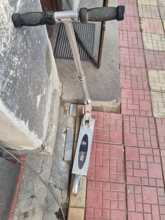 Trotinetă Micro Swiss Design – aluminiu, pliabilă, funcțională