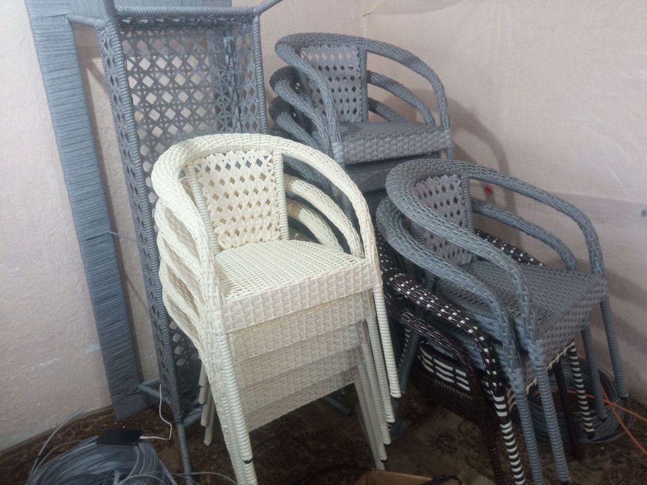 Kafe barlar uchun stol stullar Ratan stol stullar Ратан стол стуллар