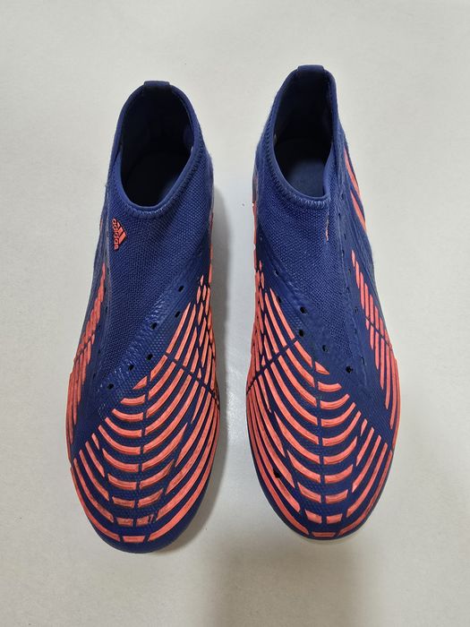 Ghete de fotbal crampoane Adidas Predator marimea 42  gazon iarba