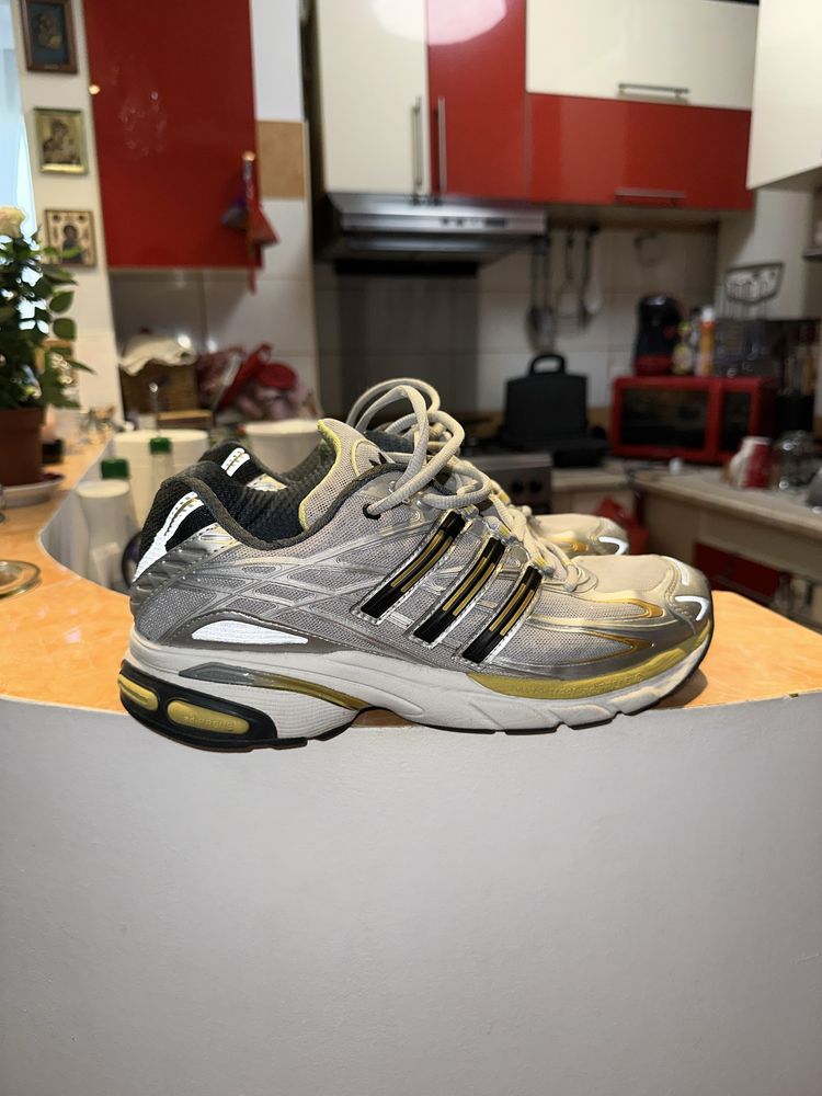 Vand urgent Adidas Originals Adistar Cushion