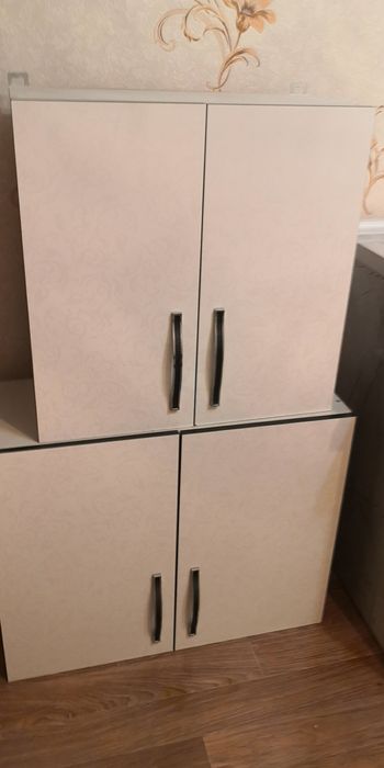 Кухонные шкафы б/у.