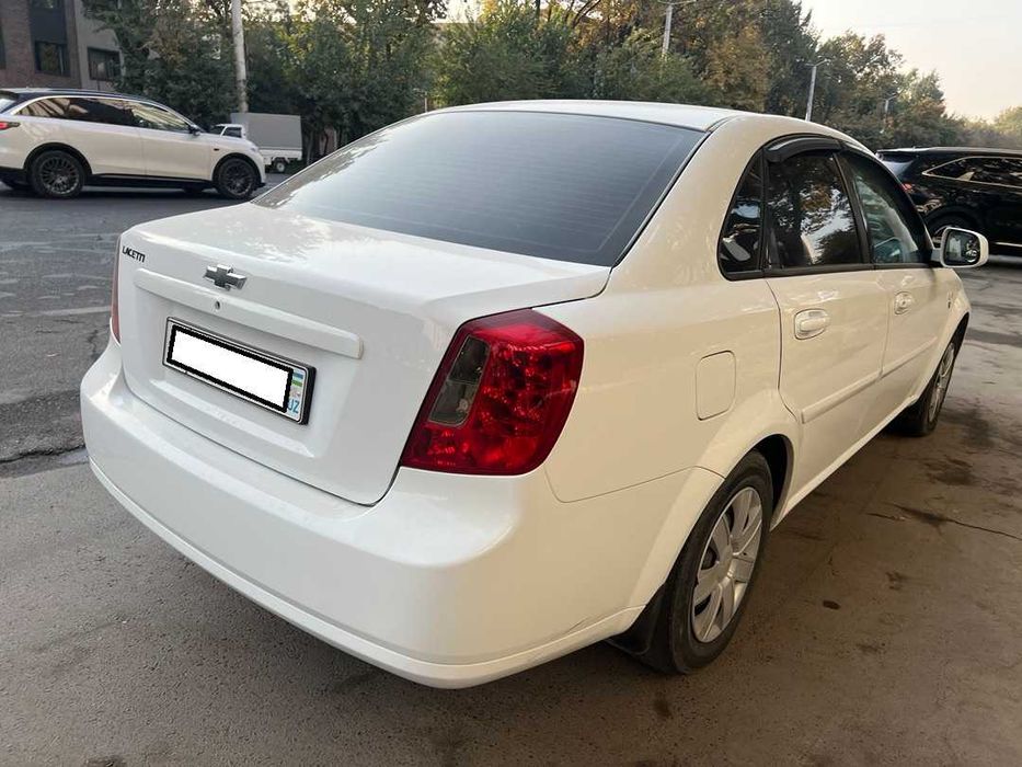 Продаётся Gentra 1.5 / декабрь 2021г / цвет белый / пробег 68 000 км