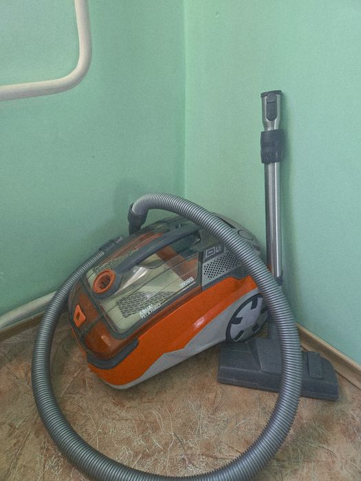 Пылесос THOMAS PET & FAMILY в хорошем состоянии